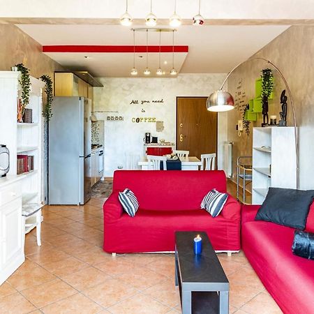 Relax Apartment ลาดิสโปลี ภายนอก รูปภาพ